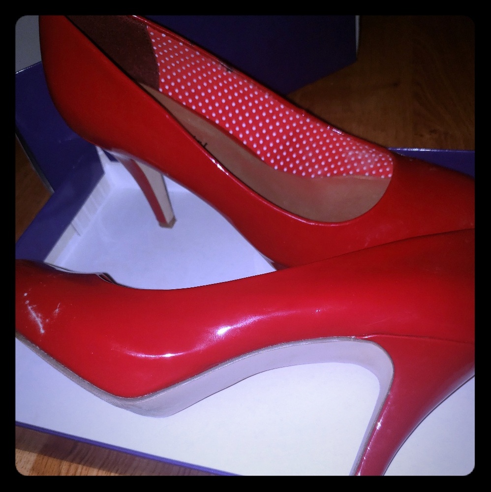 Madden girl red heels
